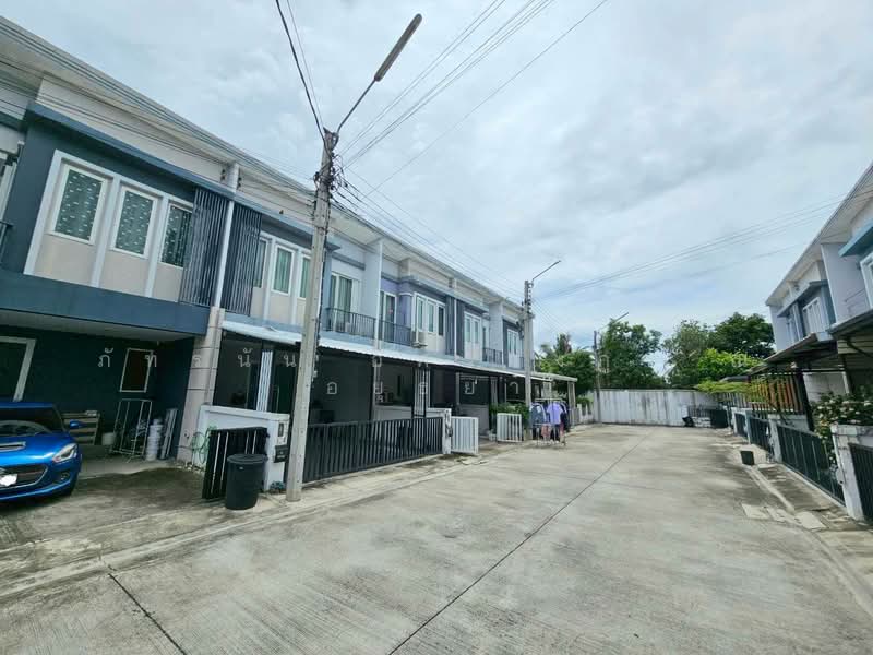 Chuan Chuen Town Kanchanapisek-Bangyai : ชวนชื่น ทาวน์ กาญจนาภิเษก-บางใหญ่, นนทบุรี, ถนนประชาอุทิศ, บางแม่นาง, บางใหญ่, นนทบุรี, 125 ตร.ม., ทาวน์เฮ้าส์ ขาย, โดย ภัทรนัน อิศรางกูร ณ อยุธยา, 500443202 - DDproperty.com