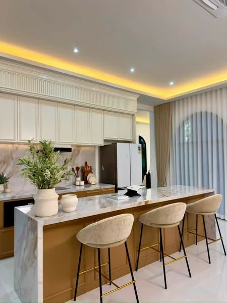 ขายบ้านเดี่ยวชั้นเดียว Luxuryพูลวิลล่าสร้างใหม่ สไตล์ Modern Classic 401 ตร.ว. พัทยา, ชลบุรี, หนองปรือ, บางละมุง, ชลบุรี, 543 ตร.ม., บ้านเดี่ยว ขาย, โดย คุณเบ้นซ์, 500443227 - DDproperty.com