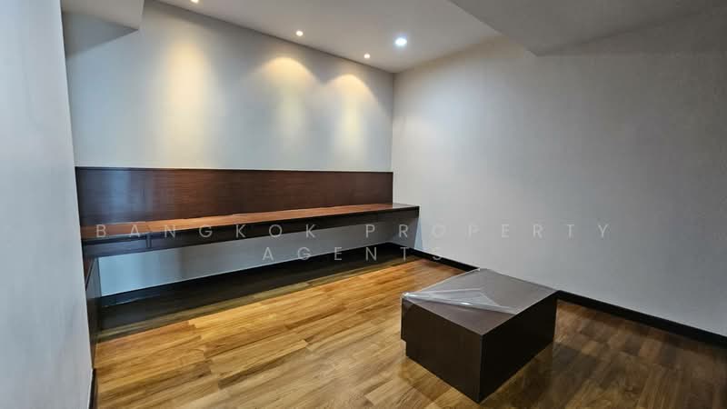 Vasu The Residence, Bangkok, Soi Sukhumvit 55, Khlong Tan Nua, Watthana, Bangkok, 3 Bedrooms, 231 sqm, Condo For Rent, by BANGKOK PROPERTY AGENTS, 500443234 - DDproperty.com