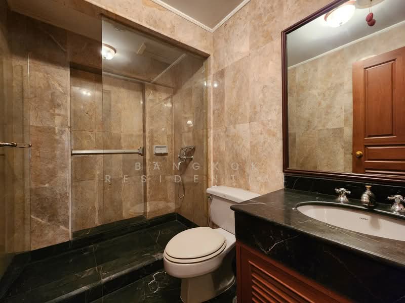 Le Raffine Sukhumvit 24, Bangkok, Soi Sukhumvit 24, Khong Tan, Khlong Toei, Bangkok, 3 Bedrooms, 370 sqm, Condo For Rent, by Bangkok Residential, 500443276 - DDproperty.com
