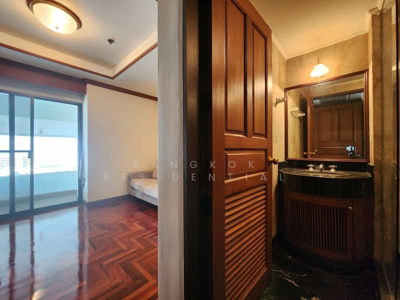 Le Raffine Sukhumvit 24, Bangkok, Soi Sukhumvit 24, Khong Tan, Khlong Toei, Bangkok, 3 Bedrooms, 370 sqm, Condo For Rent, by Bangkok Residential, 500443276 - DDproperty.com