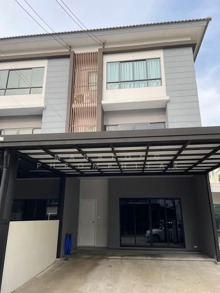 ทาวน์เฮ้าส์ 4-ห้องนอน, กรุงเทพ, พลับพลา, วังทองหลาง, กรุงเทพ, 165 ตร.ม., ทาวน์เฮ้าส์ ให้เช่า, โดย Manapong Phromphitak, 500443293 - DDproperty.com