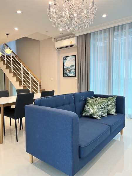 Baan Klang Muang Classe Ekkamai-Ramintra, Bangkok, Sukhonthasawat Road, Lat Phrao, Bangkok, 4 Bedrooms, 241 sqm, Single Detached House For Rent, by Mooky ตุลาพันธุ์, 500443315 - DDproperty.com