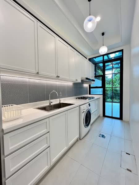 Baan Klang Muang Classe Ekkamai-Ramintra, Bangkok, Sukhonthasawat Road, Lat Phrao, Bangkok, 4 Bedrooms, 241 sqm, Single Detached House For Rent, by Mooky ตุลาพันธุ์, 500443315 - DDproperty.com