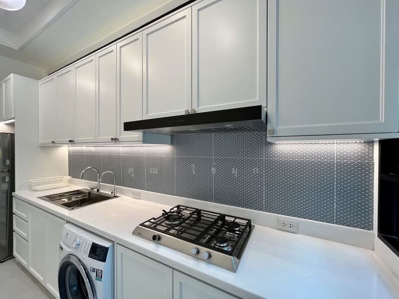 Baan Klang Muang Classe Ekkamai-Ramintra, Bangkok, Sukhonthasawat Road, Lat Phrao, Bangkok, 4 Bedrooms, 241 sqm, Single Detached House For Rent, by Mooky ตุลาพันธุ์, 500443315 - DDproperty.com