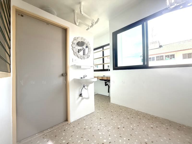 Baan Ua-Athorn Bang Chalong, Samut Prakan, Bang Chalong, Bang Plee, Samut Prakan, 1 Bedroom, 33 sqm, Condo For Sale, by ปุณณภา นารานนทชัย, 500443334 - DDproperty.com