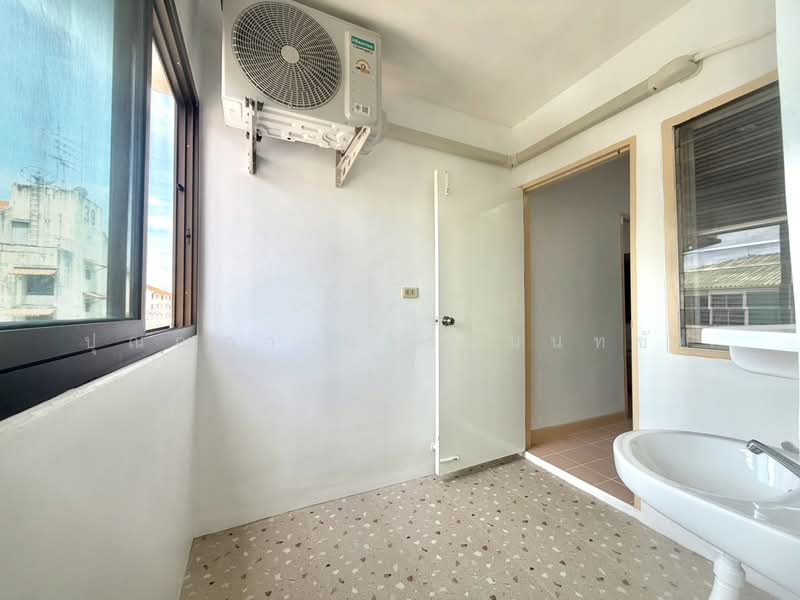 Baan Ua-Athorn Bang Chalong, Samut Prakan, Bang Chalong, Bang Plee, Samut Prakan, 1 Bedroom, 33 sqm, Condo For Sale, by ปุณณภา นารานนทชัย, 500443334 - DDproperty.com