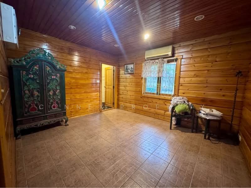 A pine wood house located on the parallel road to the Kanchanaphisek R, Bangkok, กาญนาภิเษก 8/1, Ram Inthra, Khan Na Yao, Bangkok, 3 Bedrooms, 400 sqm, Single Detached House For Rent, by Connex Property, 500443352 - DDproperty.com