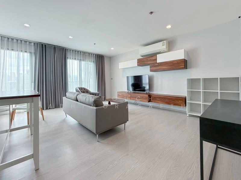 Rhythm Sukhumvit 36-38, Bangkok, 55 Soi Sukhumvit 36, Sukhumvit Road, Phra Kanong, Khlong Toei, Bangkok, 2 Bedrooms, 88 sqm, Condo For Sale, by Intouch Abhinorasaeth, 500443366 - DDproperty.com