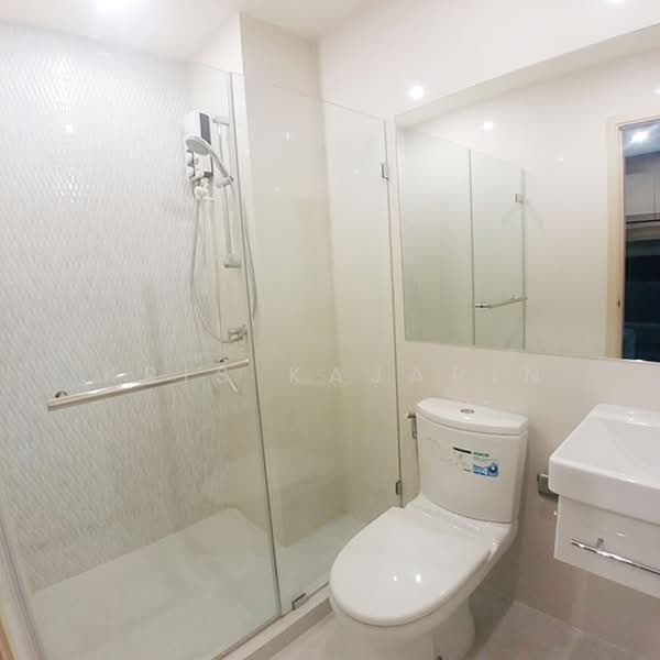 Life Pinklao, Bangkok, Boromarajonani Road, Bang Bamru, Bang Phlat, Bangkok, 1 Bedroom, 30 sqm, Condo For Rent, by Kris Kajarin, 500443372 - DDproperty.com