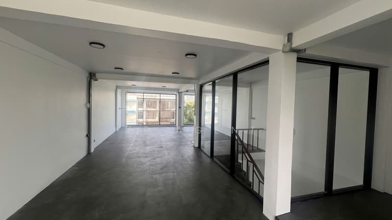 4-story Home office Sukhumvit Soi 62, Bangkok, Bang Chak, Phra Khanong, Bangkok, 1 Bedroom, 420 sqm, Townhouse For Rent, by NR agent, 500443385 - DDproperty.com