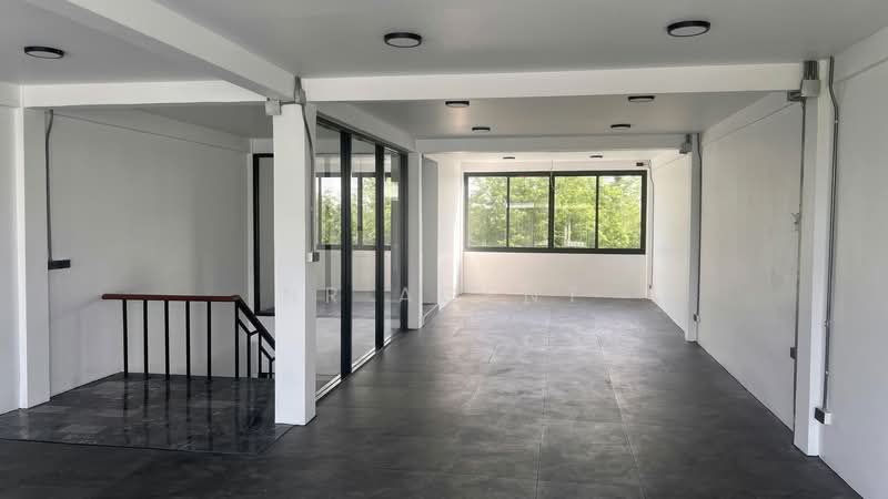 4-story Home office Sukhumvit Soi 62, Bangkok, Bang Chak, Phra Khanong, Bangkok, 1 Bedroom, 420 sqm, Townhouse For Rent, by NR agent, 500443385 - DDproperty.com