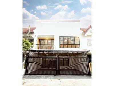 ขาย - Zigzag ลาดพร้าว 93 แยก 6, กรุงเทพ
