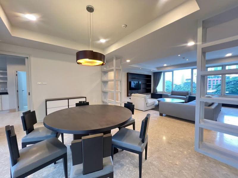 Hampton Thonglor 10, Bangkok, 324 Soi Thonglor 10, Sukhumvit Road, Khlong Tan Nua, Watthana, Bangkok, 4 Bedrooms, 232 sqm, Condo For Rent, by Khun Real, 500443390 - DDproperty.com