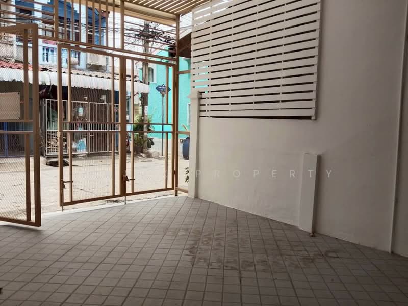 Townhouse, Nawamin 135, Intersection 4-1, Bangkok, นวมินทร์, Nuan Chan, Bueng Kum, Bangkok, 2 Bedrooms, 110 sqm, Townhouse For Sale, by Connex Property, 500443407 - DDproperty.com