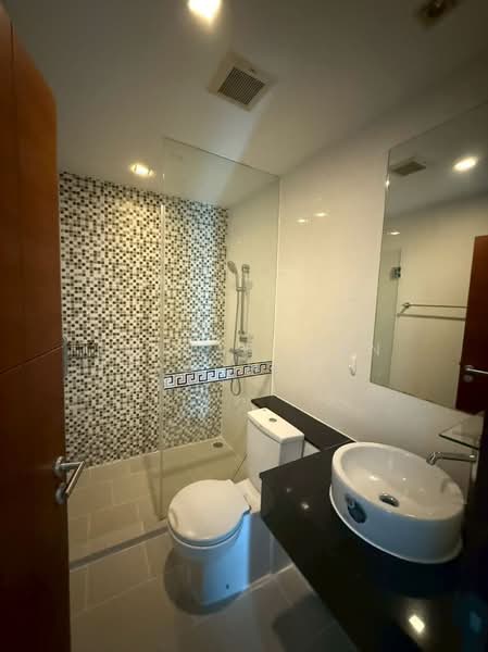 Sukhumvit City Resort : สุขุมวิท ซิตี้ รีสอร์ท, กรุงเทพ, 51 ซอยสุขุมวิท 11, คลองเตยเหนือ, วัฒนา, กรุงเทพ, 97 ตร.ม., คอนโด ให้เช่า, โดย Juthabhorn Uppachit (Amy), 500443410 - DDproperty.com