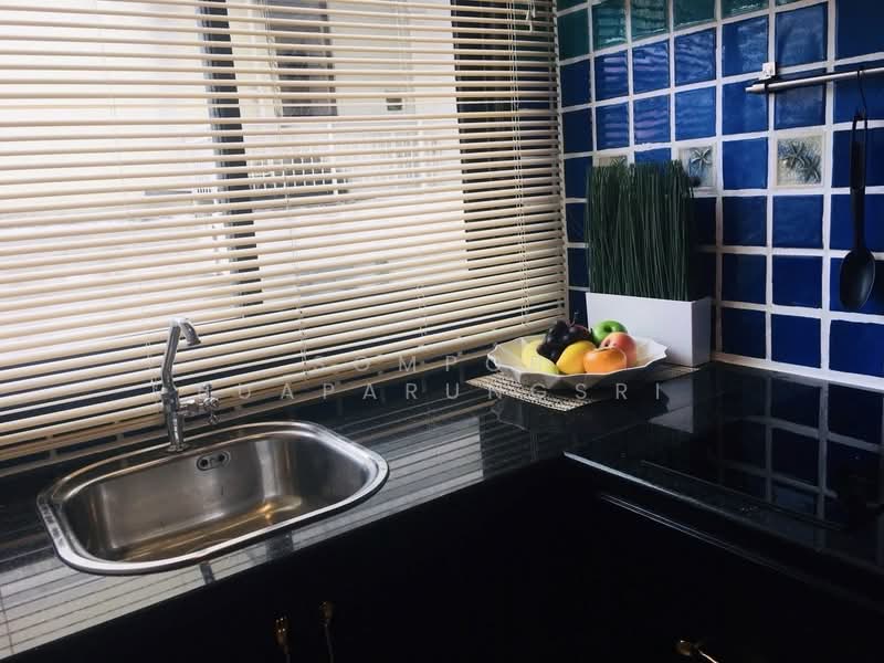 Green Point Silom, Bangkok, 29 Soi Anumanratthanon, Suriyawong, Bang Rak, Bangkok, 1 Bedroom, 63 sqm, Condo For Rent, by Sompob Buaparungsri, 500443412 - DDproperty.com