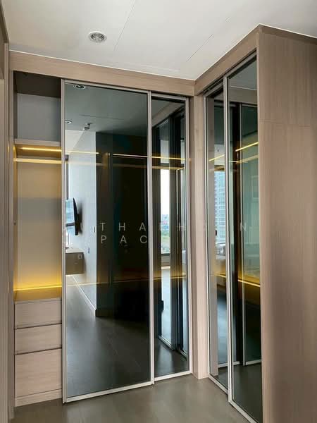 The Esse at Singha Complex : ดิ เอส แอท สิงห์ คอมเพล็กซ์, กรุงเทพ, 1788 ถนนเพชรบุรีตัดใหม่, คลองเตยเหนือ, วัฒนา, กรุงเทพ, 77 ตร.ม., คอนโด ให้เช่า, โดย Juthabhorn Uppachit (Amy), 500443413 - DDproperty.com