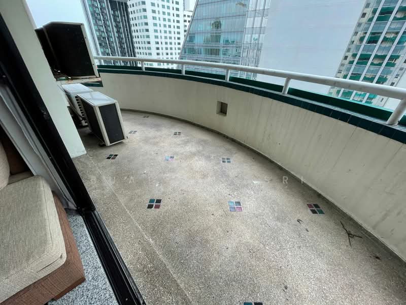 Las Colinas, Bangkok, Sukhumvit 21 Road, Khlongtoei Nua, Watthana, Bangkok, 2 Bedrooms, 141 sqm, Condo For Rent, by Sompob Buaparungsri, 500443428 - DDproperty.com