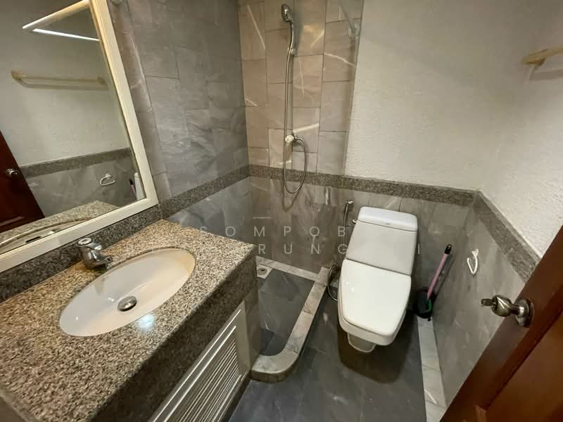 Las Colinas, Bangkok, Sukhumvit 21 Road, Khlongtoei Nua, Watthana, Bangkok, 2 Bedrooms, 141 sqm, Condo For Rent, by Sompob Buaparungsri, 500443428 - DDproperty.com