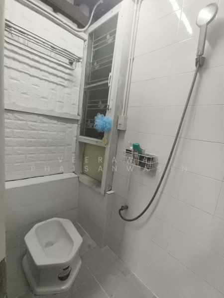Nanthawan 2, Bangkok, Liapwaree Road, Khok Faed, Nong Chok, Bangkok, 3 Bedrooms, 164 sqm, Townhouse For Sale, by Veerawat Phaisanwasin, 500443445 - DDproperty.com