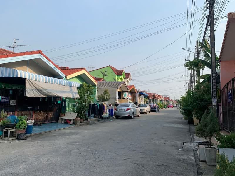 Nanthawan 2 : นันทวัน 2, กรุงเทพ, ถนน เลียบวารี, โคกแฝด, หนองจอก, กรุงเทพ, 164 ตร.ม., ทาวน์เฮ้าส์ ขาย, โดย Veerawat Phaisanwasin, 500443445 - DDproperty.com