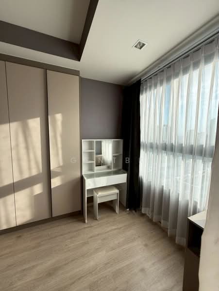 IDEO Sathorn-Wongwian Yai, Bangkok, 219 Soi Krung Thonburi 1, Khlong Ton Sai, Khlong San, Bangkok, 1 Bedroom, 35 sqm, Condo For Rent, by Agentbkk, 500443449 - DDproperty.com