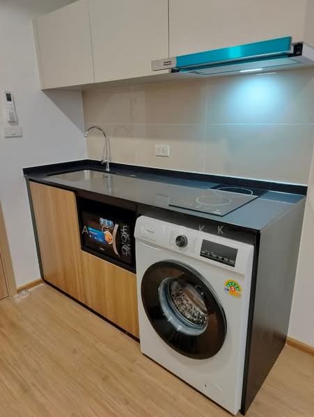 The Livin Phetkasem, Bangkok, 689 Petchkasem Road, Bang Wa, Phasi Charoen, Bangkok, 1 Bedroom, 33 sqm, Condo For Rent, by Agentbkk, 500443454 - DDproperty.com