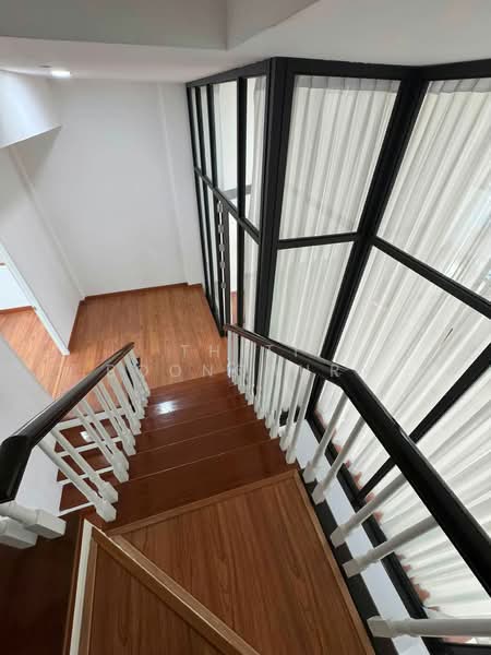 Baan Klangmuang Grand De Paris Ratchada, Bangkok, Pradit Manutham Road, Wang Thonglang, Bangkok, 4 Bedrooms, 195 sqm, Townhouse For Rent, by Thiti Boonchurn, 500443463 - DDproperty.com