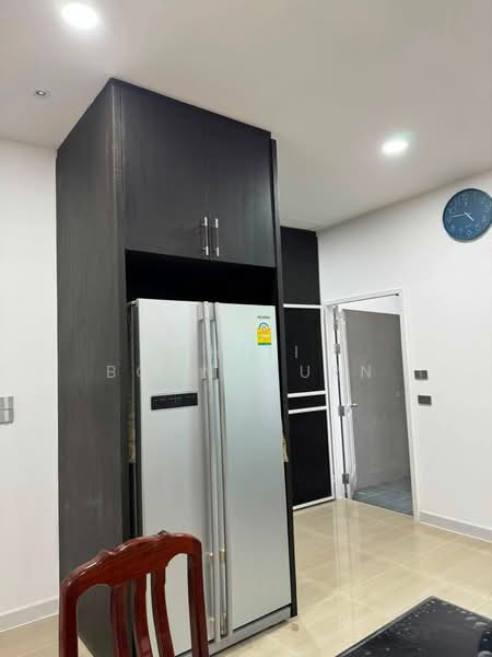 Baan Klangmuang Grand De Paris Ratchada, Bangkok, Pradit Manutham Road, Wang Thonglang, Bangkok, 4 Bedrooms, 195 sqm, Townhouse For Rent, by Thiti Boonchurn, 500443463 - DDproperty.com