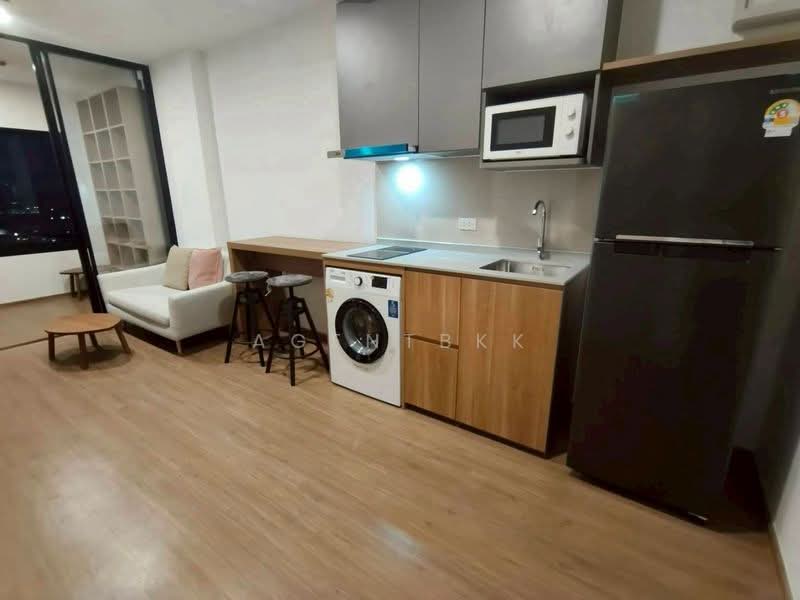 The Livin Phetkasem, Bangkok, 689 Petchkasem Road, Bang Wa, Phasi Charoen, Bangkok, 1 Bedroom, 38 sqm, Condo For Rent, by Agentbkk, 500443471 - DDproperty.com