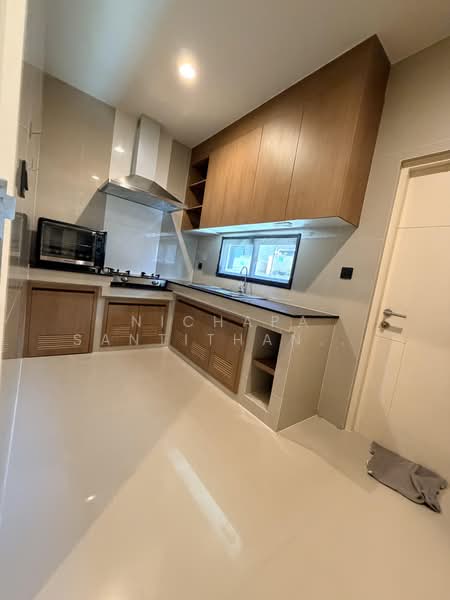 Setthasiri Krungthep Kreetha, Bangkok, Krungthep Kreetha Road, Hua Mak, Bang Kapi, Bangkok, 4 Bedrooms, 200 sqm, Single Detached House For Rent, by Nichapa Santithanaphokin, 500443483 - DDproperty.com