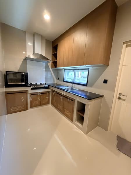 Setthasiri Krungthep Kreetha, Bangkok, Krungthep Kreetha Road, Hua Mak, Bang Kapi, Bangkok, 4 Bedrooms, 200 sqm, Single Detached House For Rent, by Nichapa Santithanaphokin, 500443483 - DDproperty.com