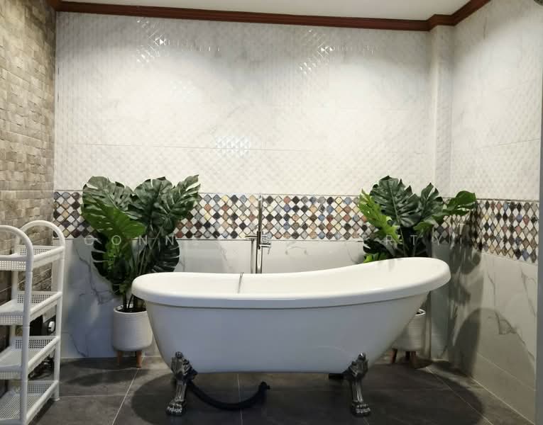 Friendly Land Pool Villa 2 - Pattaya, Chon Buri (Pattaya), ซากแง้ว, Huai Yai, Bang Lamung (Pattaya), Chon Buri (Pattaya), 5 Bedrooms, 500 sqm, Single Detached House For Sale, by Connex Property, 500443519 - DDproperty.com