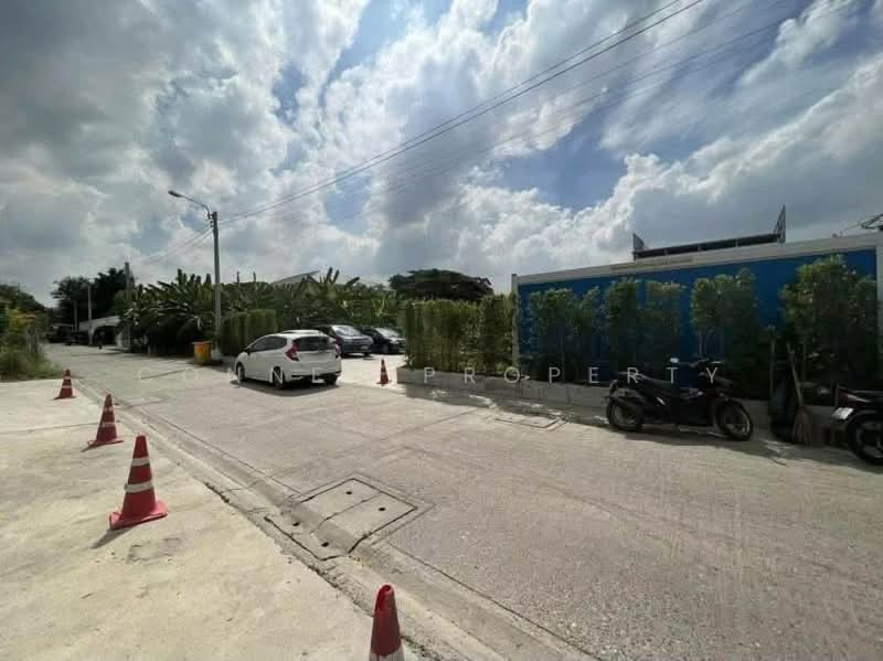 For Sale / For Rent – Prime Land in Bearing 31/1, Sukhumvit–Srinakarin residential development, Samut Prakan, ถนนแบริ่ง 107, Samrong Nua, Muang Samut Prakarn, Samut Prakan, , 868 sqm, Land For Sale, by Connex Property, 500443521 - DDproperty.com