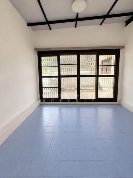 Detached house behind The Mall Ngamwongwan 18 Intersection 6/3 (Soi Chulakasem), Nonthaburi, , Bang Khen, Muang Nonthaburi, Nonthaburi, 4 Bedrooms, 300 sqm, Single Detached House For Sale, by Connex Property, 500443524 - DDproperty.com