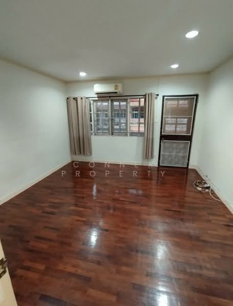 Bussarakham Rim Nam, Bangkok, , Arun Amarin, Bangkok Noi, Bangkok, 3 Bedrooms, 160 sqm, Townhouse For Sale, by Connex Property, 500443530 - DDproperty.com