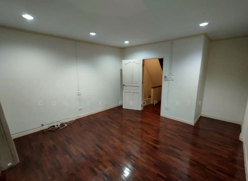 Bussarakham Rim Nam, Bangkok, , Arun Amarin, Bangkok Noi, Bangkok, 3 Bedrooms, 160 sqm, Townhouse For Sale, by Connex Property, 500443530 - DDproperty.com