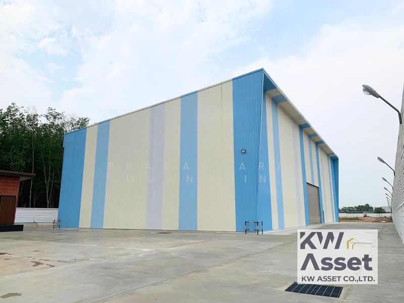 ขายโรงงาน 3,300 ตรม. ที่ดิน 5-2-70 ไร่ มีใบ รง. 105/106 บ้านบึง ชลบุรี, Chon Buri (Pattaya), Nong I-run, Ban Bung, Chon Buri (Pattaya), , 3,300 sqm, Warehouse/Factory For Sale, by Prapassara Muangpin, 500443533 - DDproperty.com