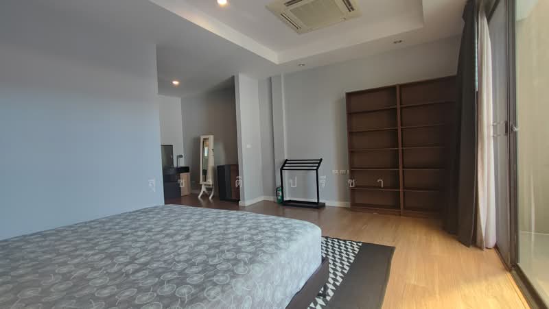 Bless Town Sukhumvit 50, Bangkok, Sukhumvit 50 Road, Phra Kanong, Khlong Toei, Bangkok, 3 Bedrooms, 240 sqm, Townhouse For Sale, by สุชาติ ปรีชา, 500443543 - DDproperty.com