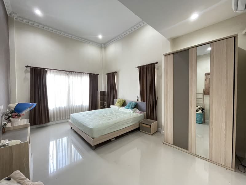 เช่าบ้านเดี่ยวชั้นเดี่ยวพร้อมเฟอร์ทั้งหลัง, นครราชสีมา, สุรนารี, เมืองนครราชสีมา, นครราชสีมา, 110 ตร.ม., บ้านเดี่ยว ให้เช่า, โดย วิรณี, 500443552 - DDproperty.com