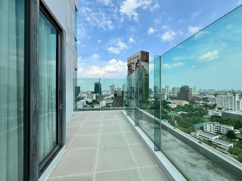 Rhythm Sukhumvit 36-38, Bangkok, 55 Soi Sukhumvit 36, Sukhumvit Road, Phra Kanong, Khlong Toei, Bangkok, 2 Bedrooms, 88 sqm, Condo For Rent, by รัชกานต์ อัจฉริยะโพธา, 500443556 - DDproperty.com