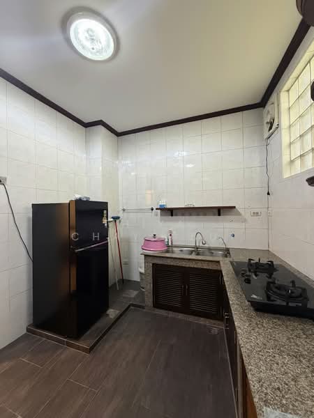 บ้านปิ่นเกล้า 4ห้องนอน, Bangkok, Bang Bamru, Bang Phlat, Bangkok, 4 Bedrooms, 150 sqm, Townhouse For Rent, by Thiya Chaysabut, 500443572 - DDproperty.com