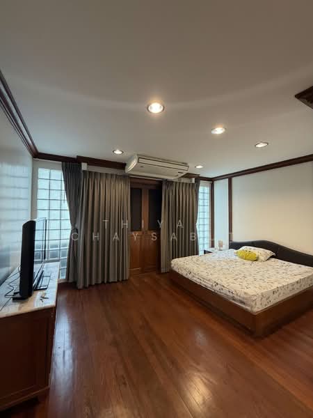 บ้านปิ่นเกล้า 4ห้องนอน, Bangkok, Bang Bamru, Bang Phlat, Bangkok, 4 Bedrooms, 150 sqm, Townhouse For Rent, by Thiya Chaysabut, 500443572 - DDproperty.com