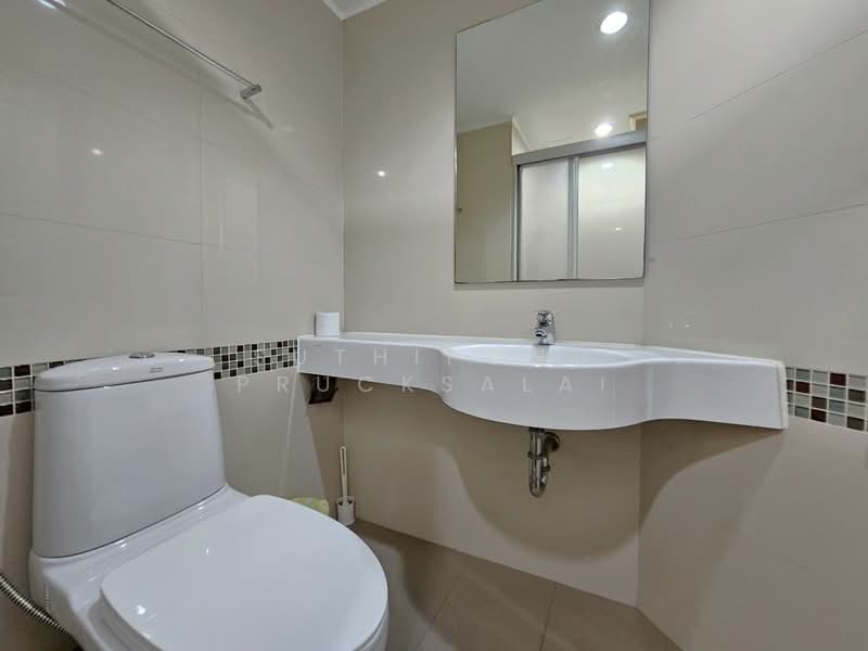 Lumpini Park Riverside Rama 3, Bangkok, 4 Rama 3 Road, Bang Pong Pang, Yan Nawa, Bangkok, 2 Bedrooms, 64 sqm, Condo For Rent, by Suthipong Prucksalai, 500443578 - DDproperty.com