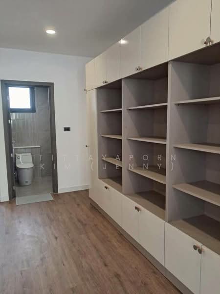 Chayada Biz Place, Bangkok, ดอกไม้ เลขที่ 1 ซอย 67, Dok Mai, Prawet, Bangkok, 3 Bedrooms, 248 sqm, Townhouse For Sale, by Tittayaporn Kim (Jenny), 500443580 - DDproperty.com