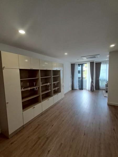 Chayada Biz Place, Bangkok, ดอกไม้ เลขที่ 1 ซอย 67, Dok Mai, Prawet, Bangkok, 3 Bedrooms, 248 sqm, Townhouse For Sale, by Tittayaporn Kim (Jenny), 500443580 - DDproperty.com