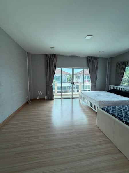 Le Neo Srinakarin, Samut Prakan, Srinakarin Road, Phreak Sa Mai, Muang Samut Prakarn, Samut Prakan, 4 Bedrooms, 245 sqm, Single Detached House For Rent, by Wiratee Aramrun, 500443588 - DDproperty.com