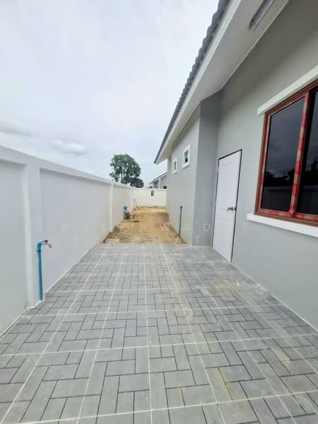 Nordic Twin House for Sale in Krating Lai | 2.75M THB, Chon Buri (Pattaya), Bang Lamung, Bang Lamung (Pattaya), Chon Buri (Pattaya), 2 Bedrooms, 140 sqm, Semi-Detached House (Twin House) For Sale, by Pukkawadee Thapmathi, 500443599 - DDproperty.com