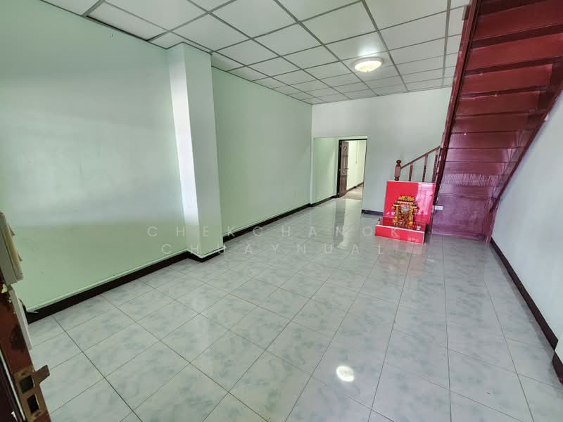 ทาวน์เฮ้าส์ เพชรเกษม 112, Bangkok, เพชรเกษม 112, Nong Kang Plu, Nong Khaem, Bangkok, 2 Bedrooms, 120 sqm, Townhouse For Sale, by Chekchanok Chuaynual, 500443639 - DDproperty.com